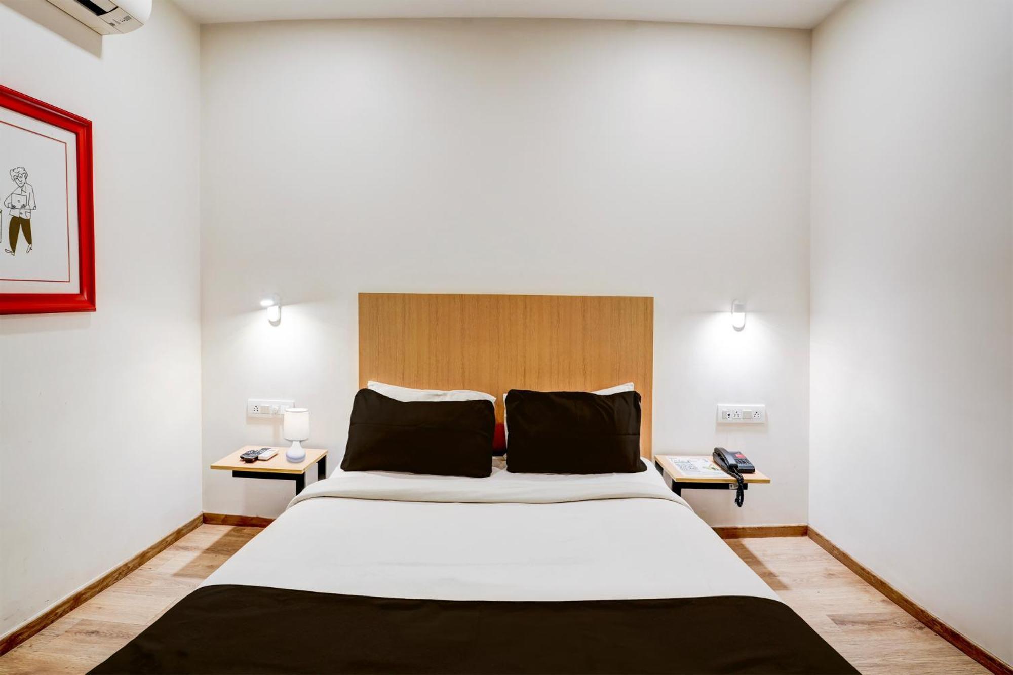 Super Townhouse Ulsoor Near Halasuru Metro Station Бенґалуру Екстер'єр фото