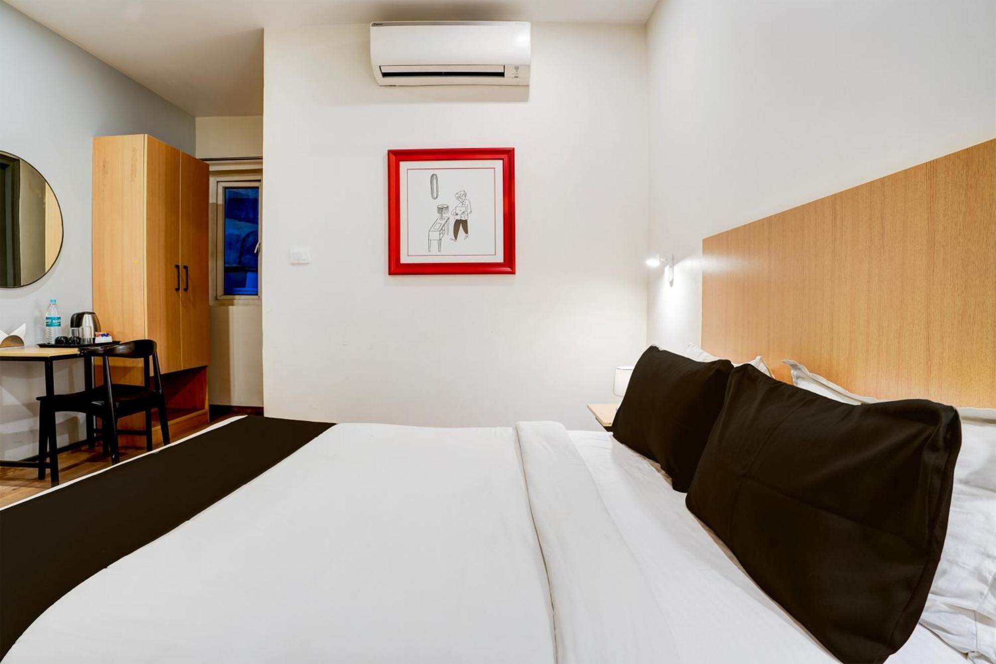 Super Townhouse Ulsoor Near Halasuru Metro Station Бенґалуру Екстер'єр фото